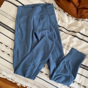 Lulu lemon in movement pant